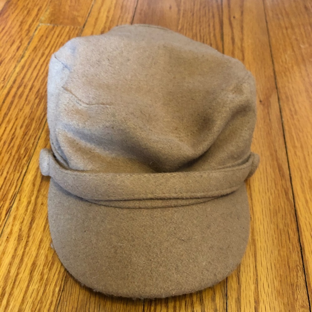 Urban Outfitters hat